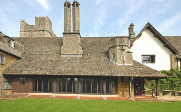 The Arts & Crafts architecture